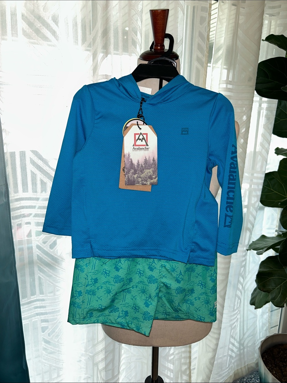 NWT Infant Baby Boy Swim Rashguard & Swim Trunks Set by Avalanche Sz 24 months